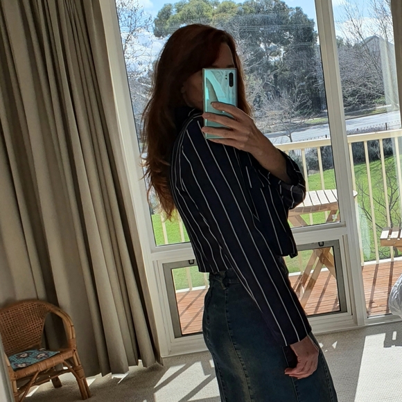 Boohoo Cropped Power Shoulder Pinstripe Blazer - Picture 8 of 10